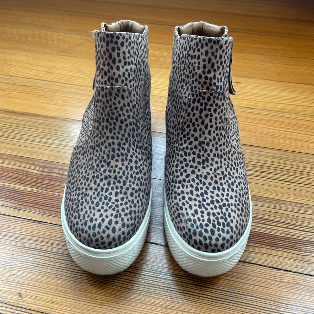 Target Cheetah Print Wedge Booties Women’s Size 8